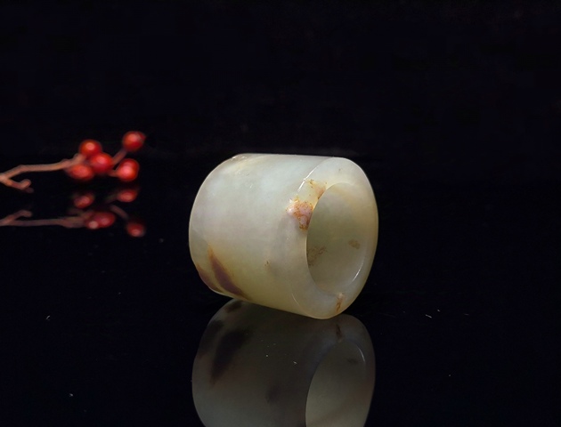 古玩玉器（一口價放漏）清代和田玉雕扳指拍賣，當前價格2000元