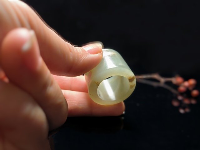 古玩玉器（一口價放漏）清代和田玉雕扳指拍賣，當前價格2000元