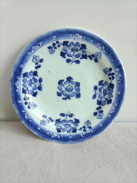 古玩陶瓷青花花卉紋盤拍賣，當前價格688元