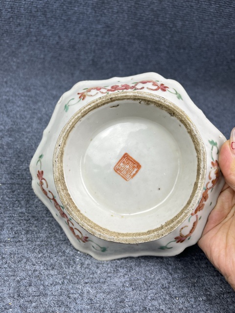 古玩陶瓷粉彩花鳥紋供盤拍賣，當前價格1288元