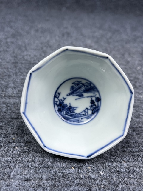 古玩陶瓷青花花卉紋八方杯拍賣,當前價格1388元