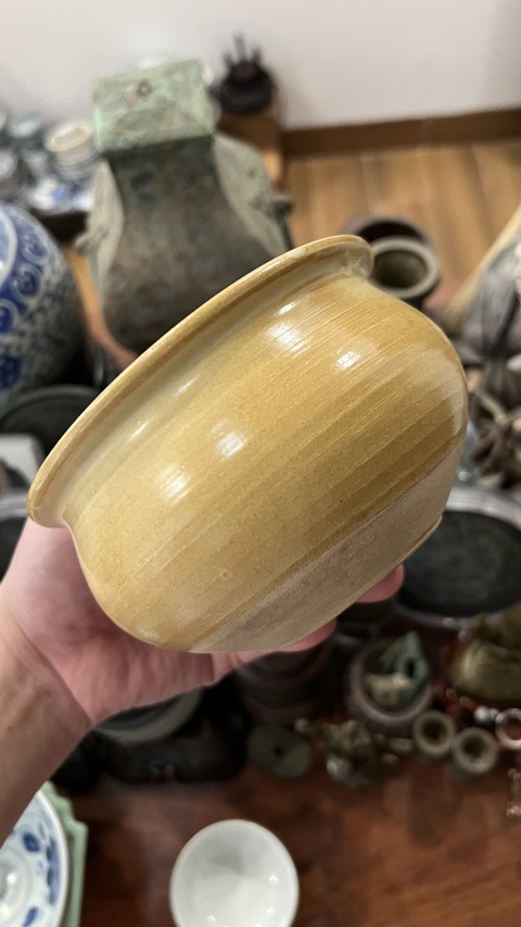 古玩陶瓷清代黃釉香爐拍賣,當前價格299元