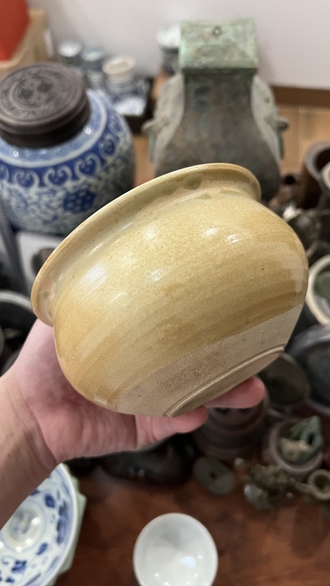古玩陶瓷清代黃釉香爐拍賣,當前價格299元
