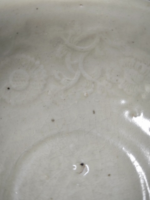 古玩陶瓷元代卵白釉花卉紋墩式碗拍賣，當(dāng)前價(jià)格5432元