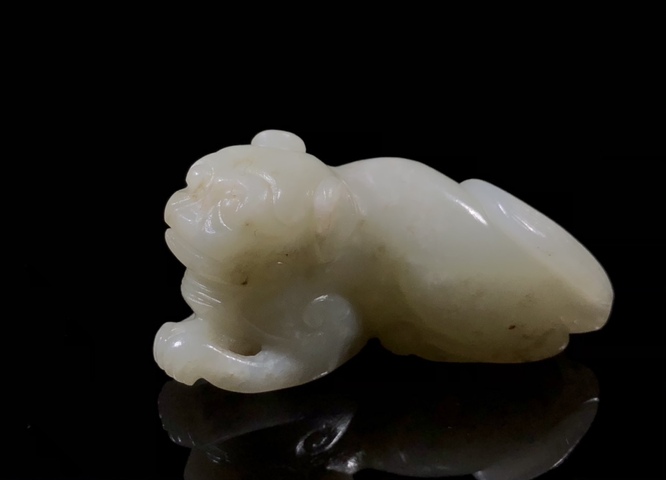 古玩玉器明代和田玉雕“瑞獸”拍賣，當(dāng)前價格33000元