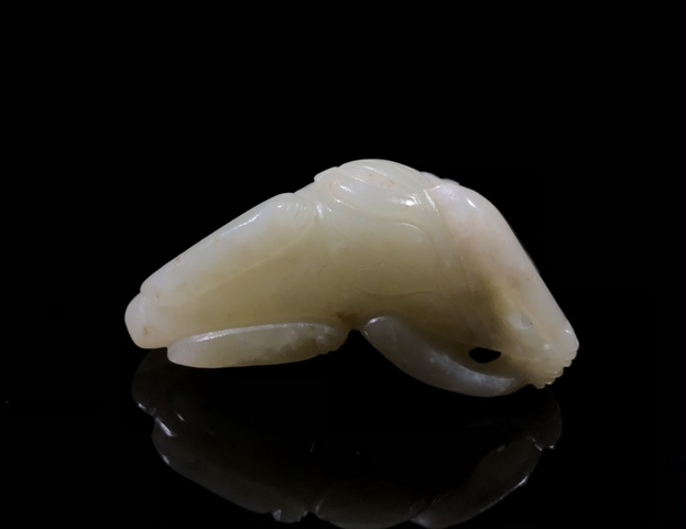 古玩玉器明代和田玉雕“瑞獸”拍賣，當(dāng)前價格33000元