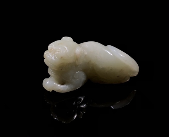 古玩玉器明代和田玉雕“瑞獸”拍賣，當(dāng)前價格33000元