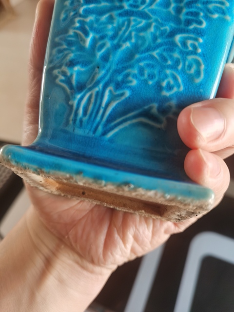古玩陶瓷孔雀藍釉花卉紋獅耳方瓶拍賣,當前價格1680元