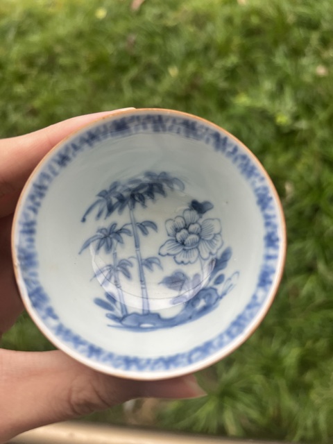 古玩陶瓷外醬釉內(nèi)青花花卉紋盤拍賣，當前價格4888元