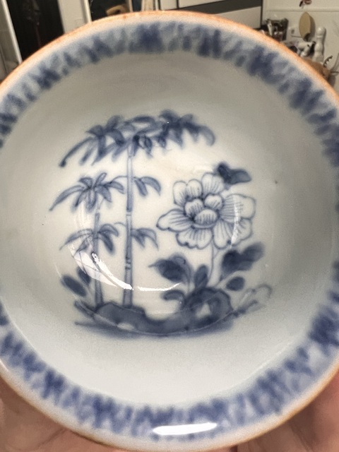 古玩陶瓷外醬釉內(nèi)青花花卉紋盤拍賣，當前價格4888元