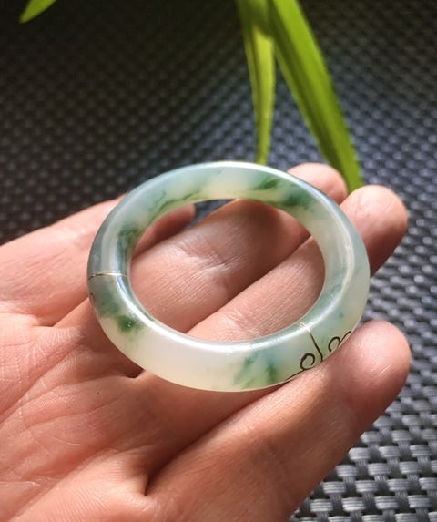 古玩玉器清代天然翡翠掛圈袈裟環拍賣，當前價格4500元