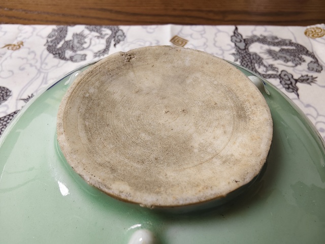 古玩陶瓷豆青釉彩繪花卉紋香爐拍賣，當前價格880元