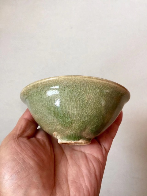 古玩陶瓷宋·耀州窯青釉模印團菊紋盞拍賣，當前價格10000元