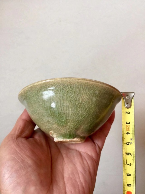 古玩陶瓷宋·耀州窯青釉模印團菊紋盞拍賣，當前價格10000元