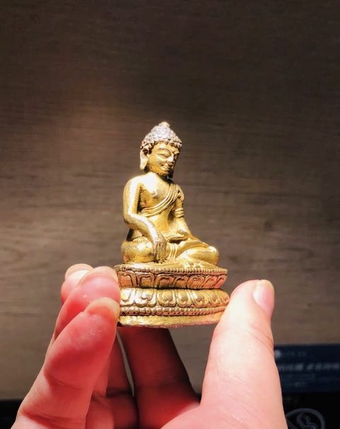 古玩銅器釋加牟尼真品鑒賞圖