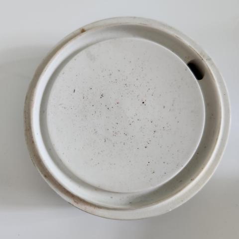 古玩陶瓷清光緒墨地素三彩花蝶紋硯臺拍賣，當前價格8800元