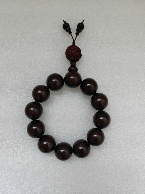 古玩雜項(xiàng)手串拍賣,當(dāng)前價(jià)格298元