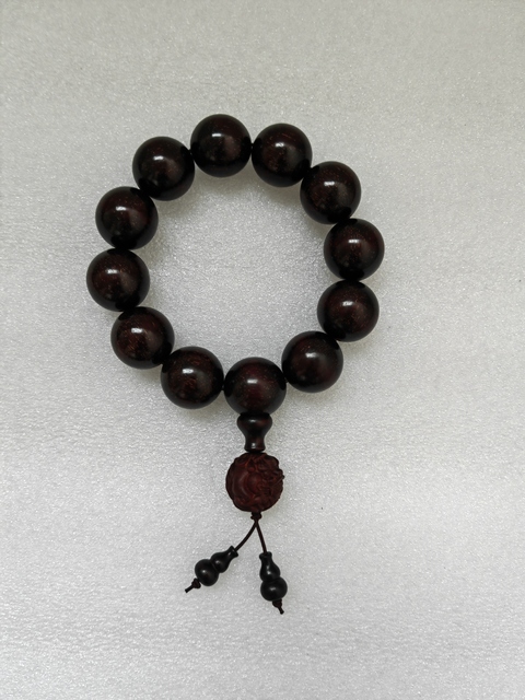 古玩雜項(xiàng)手串拍賣,當(dāng)前價(jià)格298元