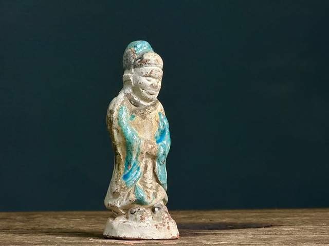 古玩陶瓷琺華彩人物造像拍賣，當(dāng)前價(jià)格588元