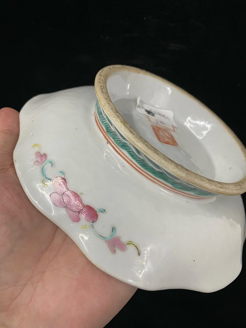 古玩陶瓷清·同治花鳥紋粉彩貢盤拍賣，當(dāng)前價(jià)格2500元