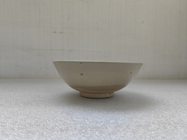 古玩陶瓷磁州窯白釉大碗拍賣,當(dāng)前價格580元