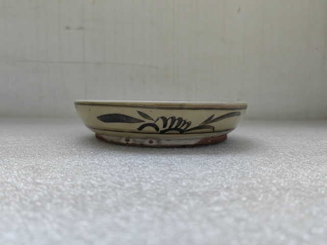 古玩陶瓷磁州窯白地黑花盤拍賣,當前價格680元
