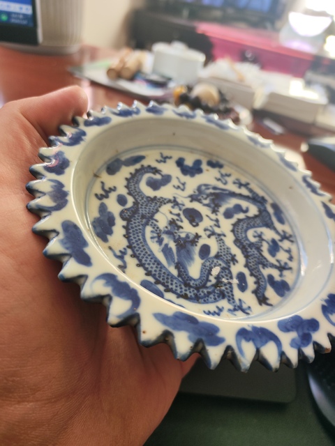 古玩陶瓷青花雙龍紋花口高足盤拍賣，當(dāng)前價(jià)格2800元