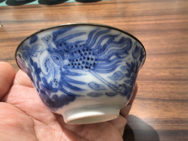 古玩陶瓷青花鳳穿牡丹圖茶杯拍賣,當(dāng)前價(jià)格3900元