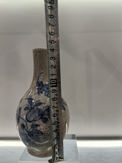 古玩陶瓷哥釉青花福壽紋膽式瓶拍賣,當前價格3800元