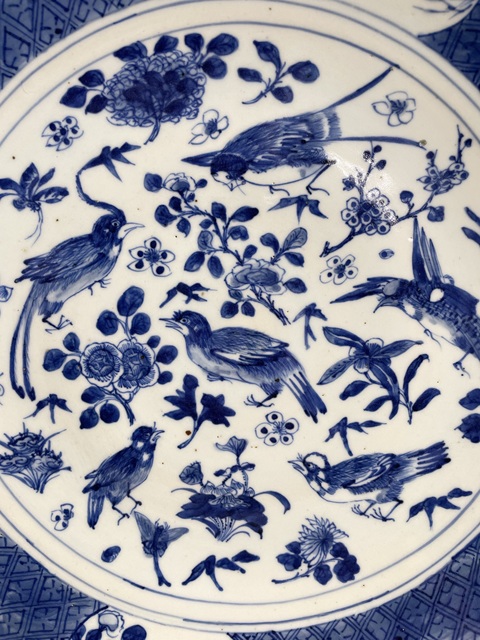 古玩陶瓷清光緒 極品青花錦地開光花蝶花鳥紋敞口盤(崔凱泓社)拍賣,當前價格7600元