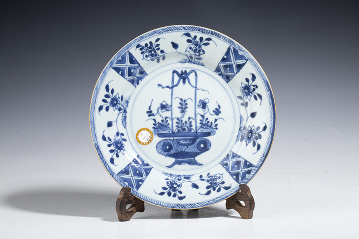古玩陶瓷清康熙·青花花籃紋折沿盤拍賣,當(dāng)前價(jià)格0元