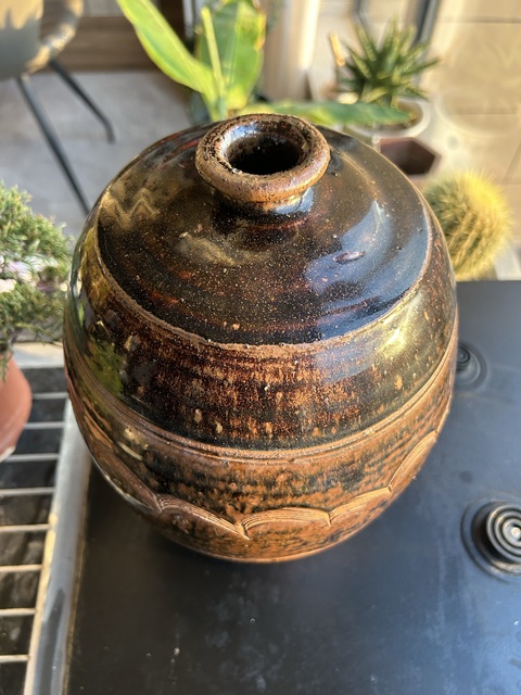 古玩陶瓷明代·刻水波紋梅瓶拍賣，當前價格4500元