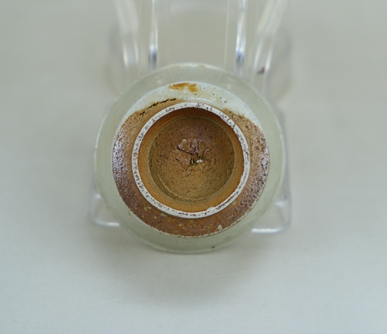 古玩陶瓷明代.龍泉窯青瓷杯和明代龍泉窯青瓷托盤(1368年-1644年)拍賣，當前價格500元