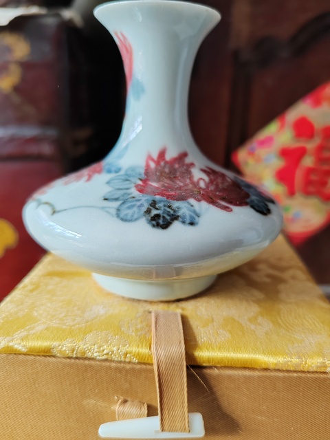 古玩陶瓷晚清民國青花釉里紅荸薺瓶拍賣,當前價格2999元