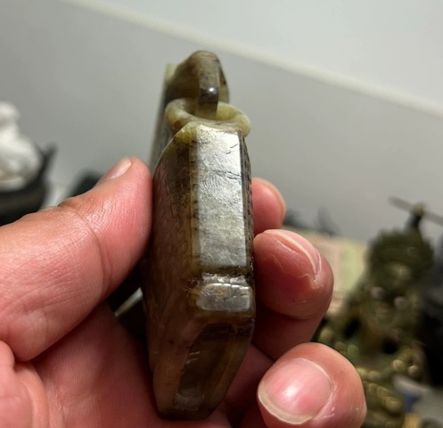 古玩玉器帶工玉瓶真品鑒賞圖