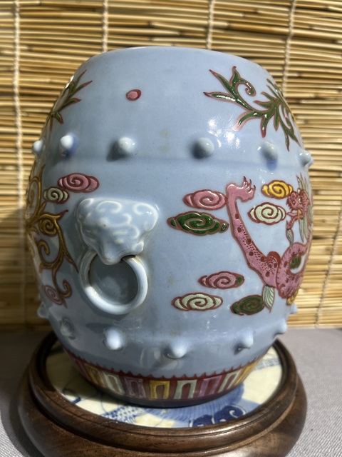 古玩陶瓷天藍釉粉彩云龍紋獸耳罐拍賣,當前價格18000元