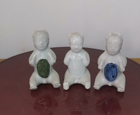 古玩陶瓷童子塑像拍賣,當(dāng)前價(jià)格1500元
