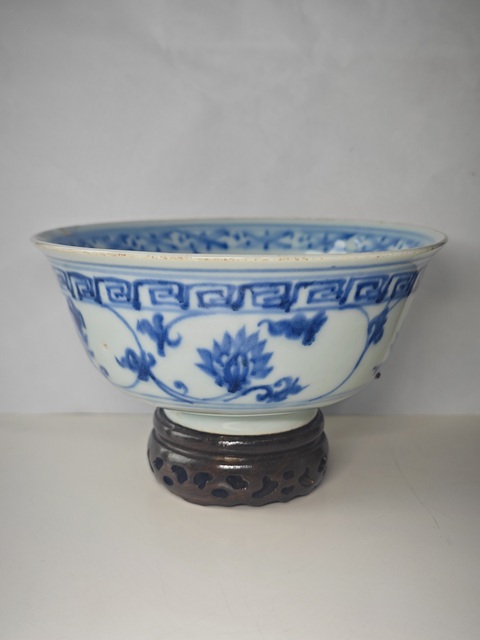 古玩陶瓷明空白期青花月影梅紋茶碗拍賣,當前價格7654元