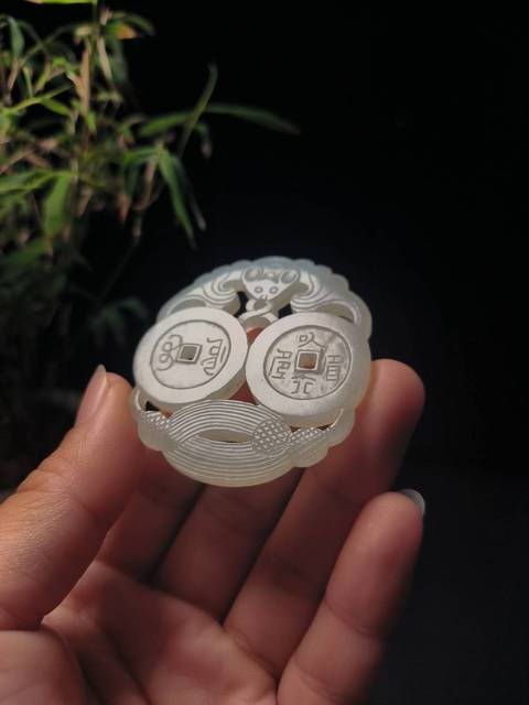 古玩玉器清代和田玉雕“福在眼前”佩拍賣，當前價格28000元