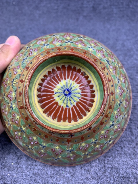 古玩陶瓷粉彩描紅花卉碗拍賣，當前價格2288元