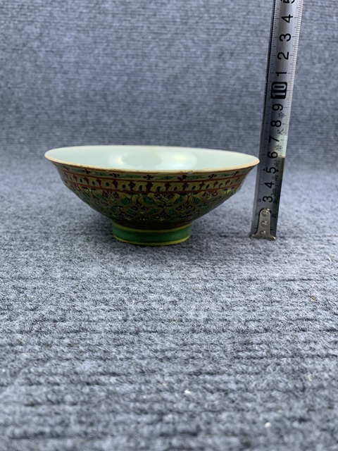 古玩陶瓷粉彩描紅花卉碗拍賣，當前價格2288元