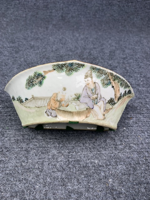 古玩陶瓷淺降彩高士童子角碗拍賣,當前價格1588元