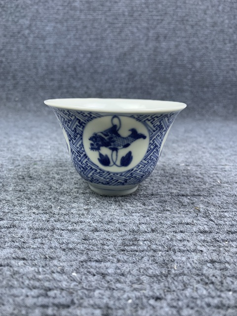 古玩陶瓷青花魚化龍紋撇口杯拍賣,當前價格1888元