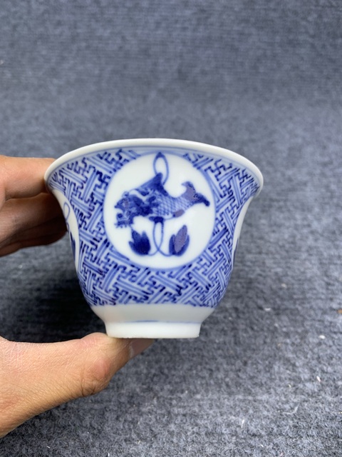 古玩陶瓷青花魚化龍紋撇口杯拍賣,當前價格1888元
