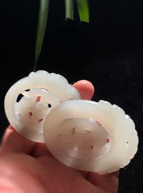 古玩玉器清代和田玉雕“轉(zhuǎn)芯佩”拍賣，當(dāng)前價(jià)格70000元