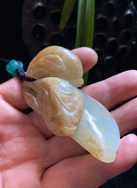 古玩玉器清代和田玉雕“瓜果墜”拍賣,當前價格17500元