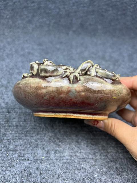 古玩陶瓷郎紅釉貼塑螭龍紋水洗拍賣,當前價格4800元