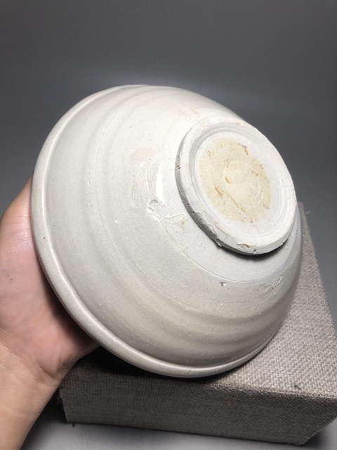 古玩陶瓷【宋代】白釉唇口碗【收藏級】拍賣,當前價格0元