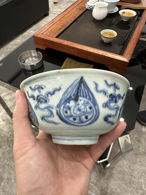 古玩陶瓷明 宣德-天順青花壬字云法輪紋碗拍賣，當前價格5000元