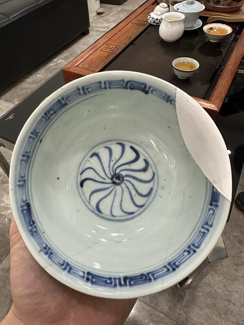 古玩陶瓷明 宣德-天順青花壬字云法輪紋碗拍賣，當前價格5000元